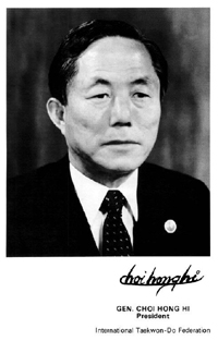 Generał Choi Hong Hi